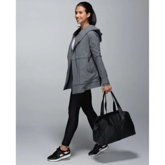 Lululemon Find Your Centre Wrap Jacket Hoodie Loose Fit Size 6 - Picture 1 of 7